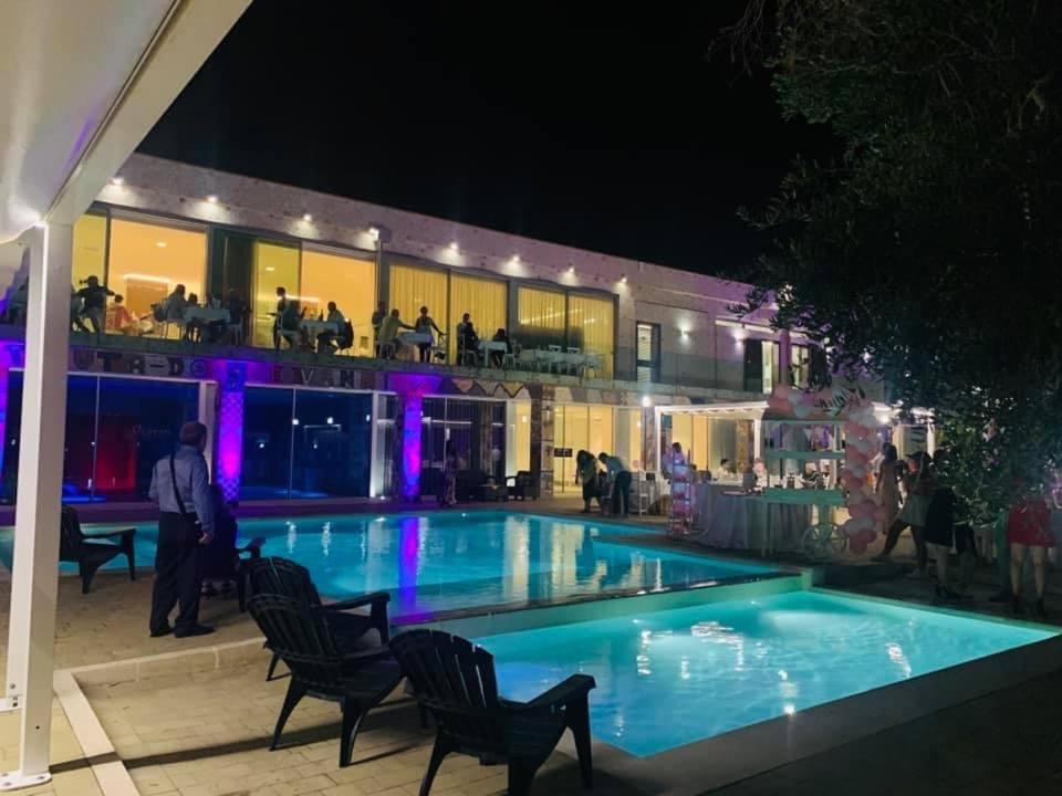 Agriturismo Tenuta Don Giovanni เมเลนดูญโญ ภายนอก รูปภาพ