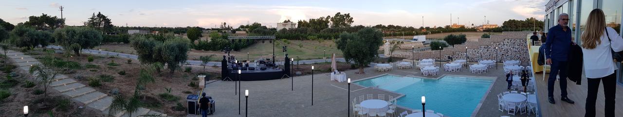 Agriturismo Tenuta Don Giovanni เมเลนดูญโญ ภายนอก รูปภาพ