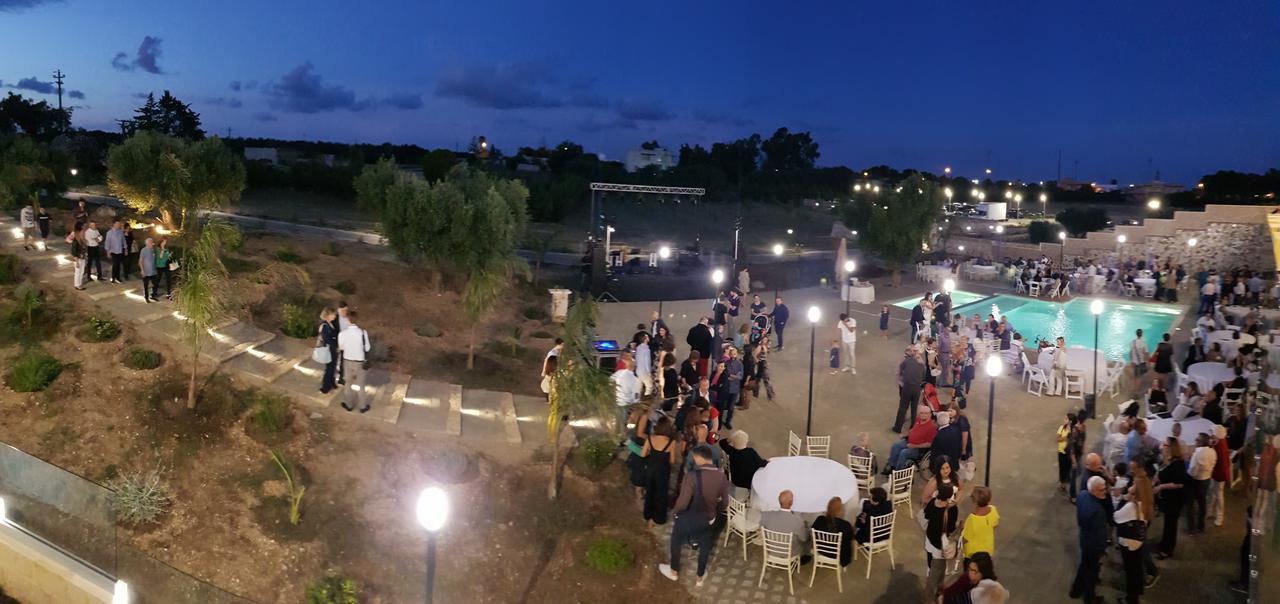 Agriturismo Tenuta Don Giovanni เมเลนดูญโญ ภายนอก รูปภาพ