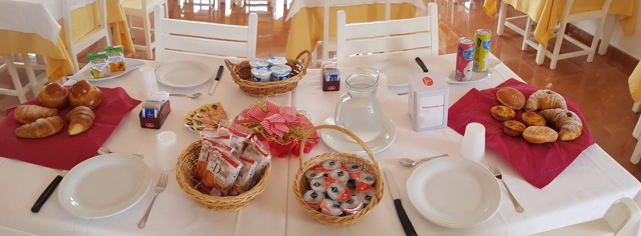 Agriturismo Tenuta Don Giovanni เมเลนดูญโญ ภายนอก รูปภาพ