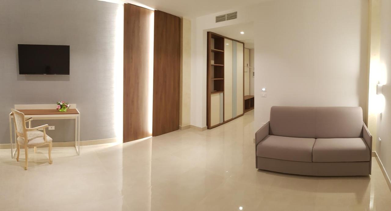 Agriturismo Tenuta Don Giovanni เมเลนดูญโญ ภายนอก รูปภาพ
